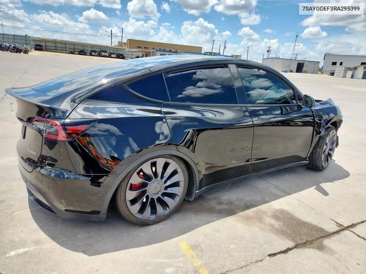 2024 Tesla Model Y VIN: 7SAYGDEF3RA295399 Lot: 62844215
