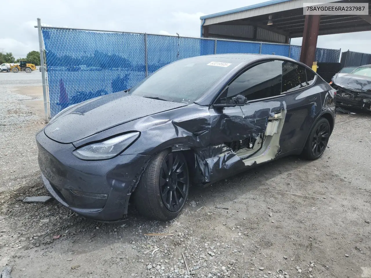 2024 Tesla Model Y VIN: 7SAYGDEE6RA237987 Lot: 63019505