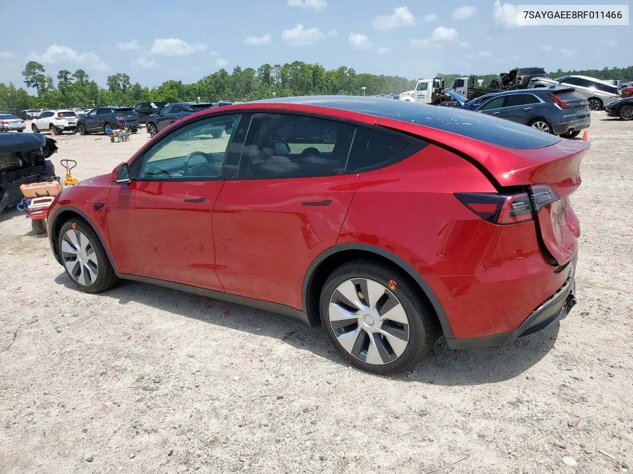 2024 Tesla Model Y VIN: 7SAYGAEE8RF011466 Lot: 63335145