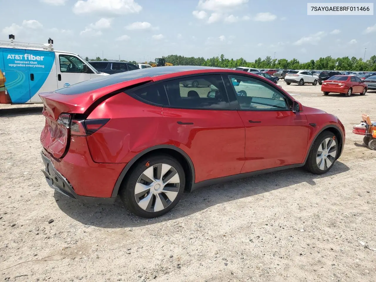 2024 Tesla Model Y VIN: 7SAYGAEE8RF011466 Lot: 63335145