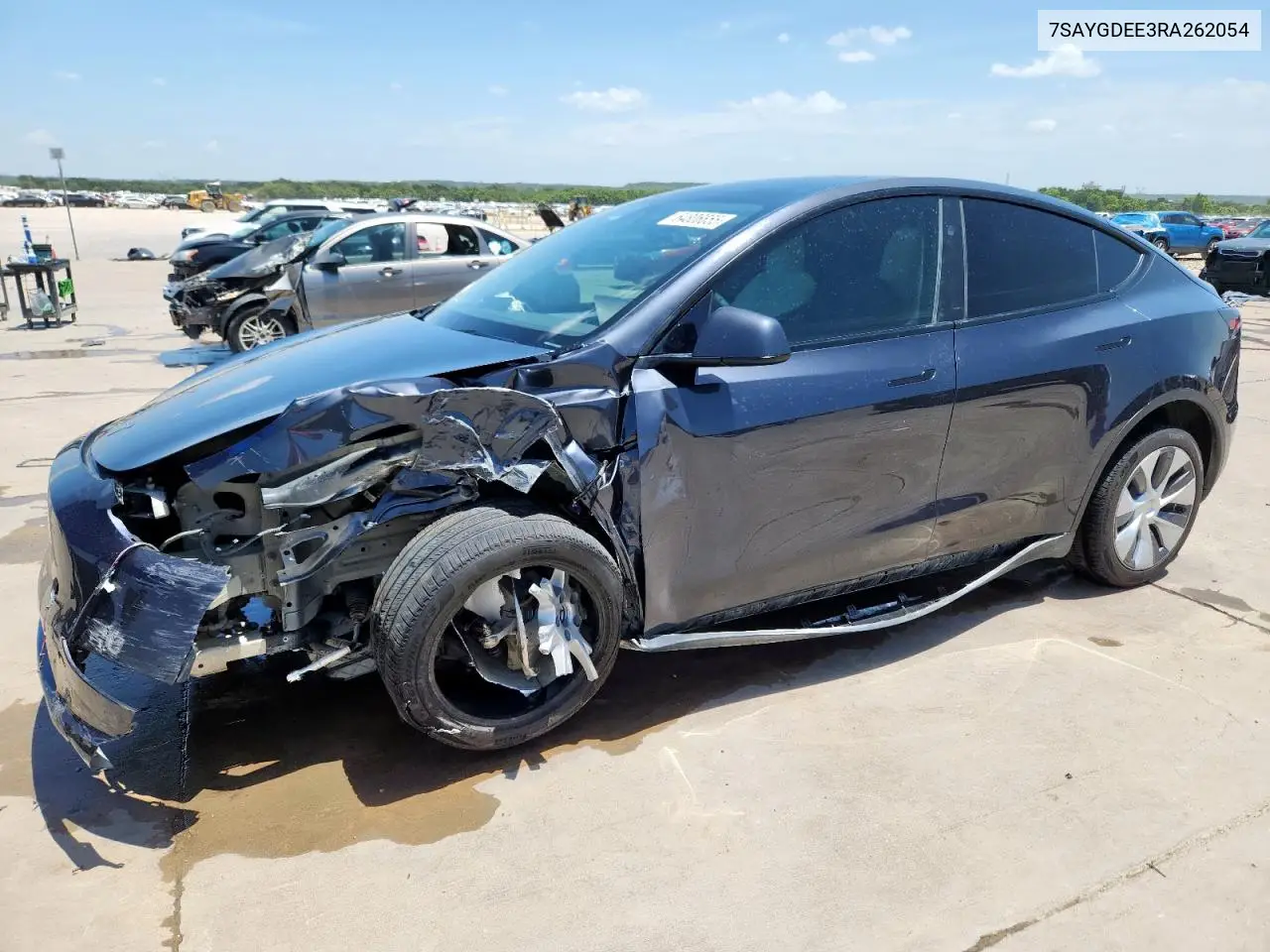 2024 Tesla Model Y VIN: 7SAYGDEE3RA262054 Lot: 64806655