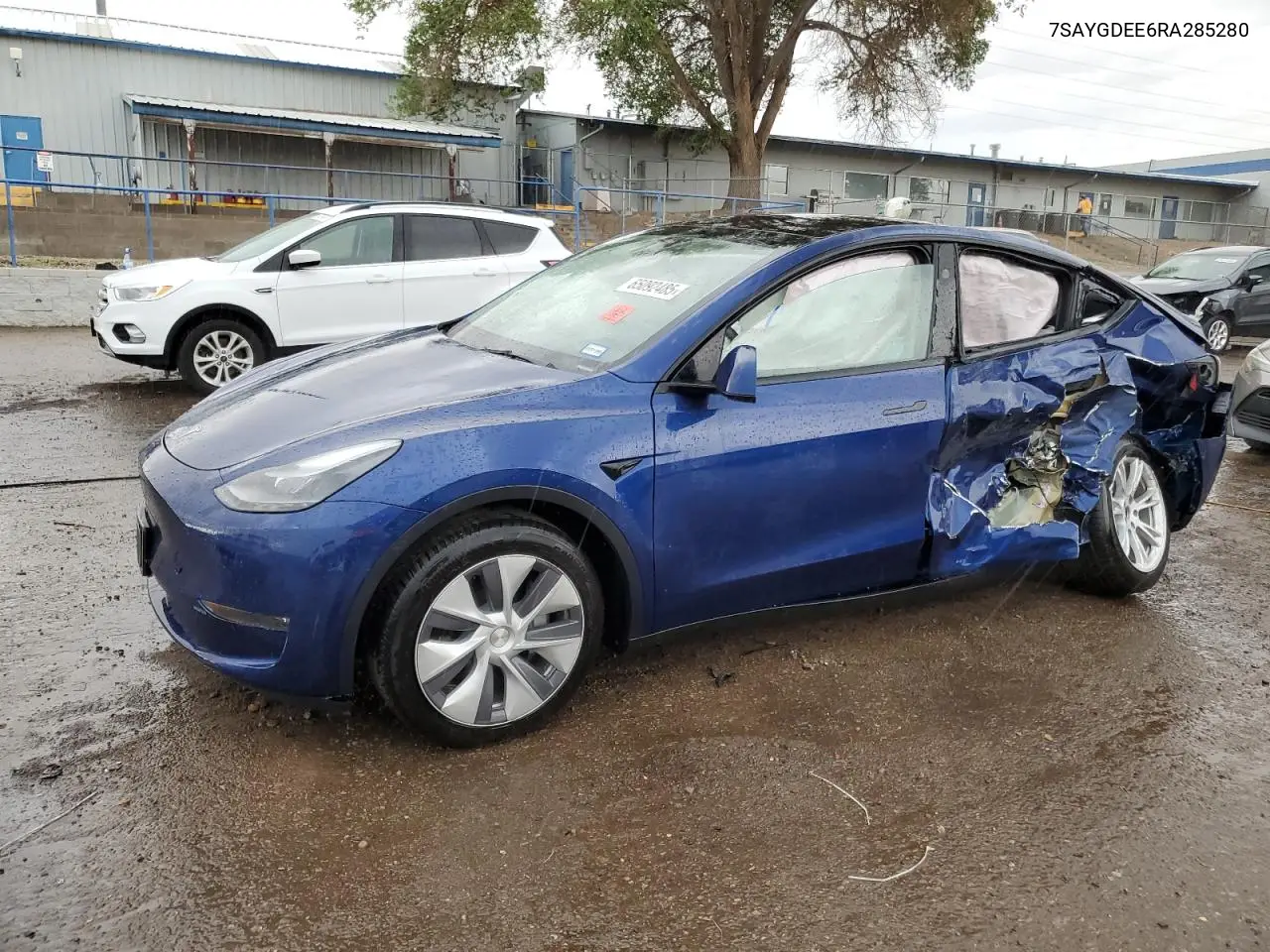 2024 Tesla Model Y VIN: 7SAYGDEE6RA285280 Lot: 65092485