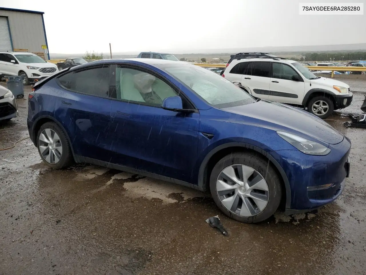 2024 Tesla Model Y VIN: 7SAYGDEE6RA285280 Lot: 65092485