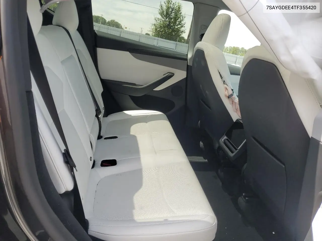 2026 Tesla Model Y VIN: 7SAYGDEE4TF355420 Lot: 64839075