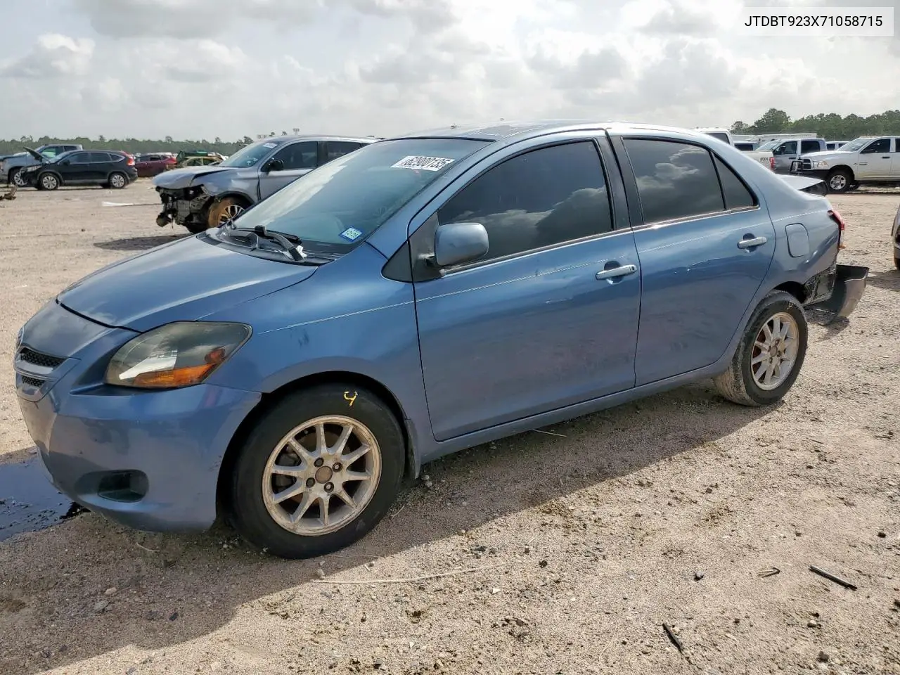2007 Toyota Yaris VIN: JTDBT923X71058715 Lot: 62900135