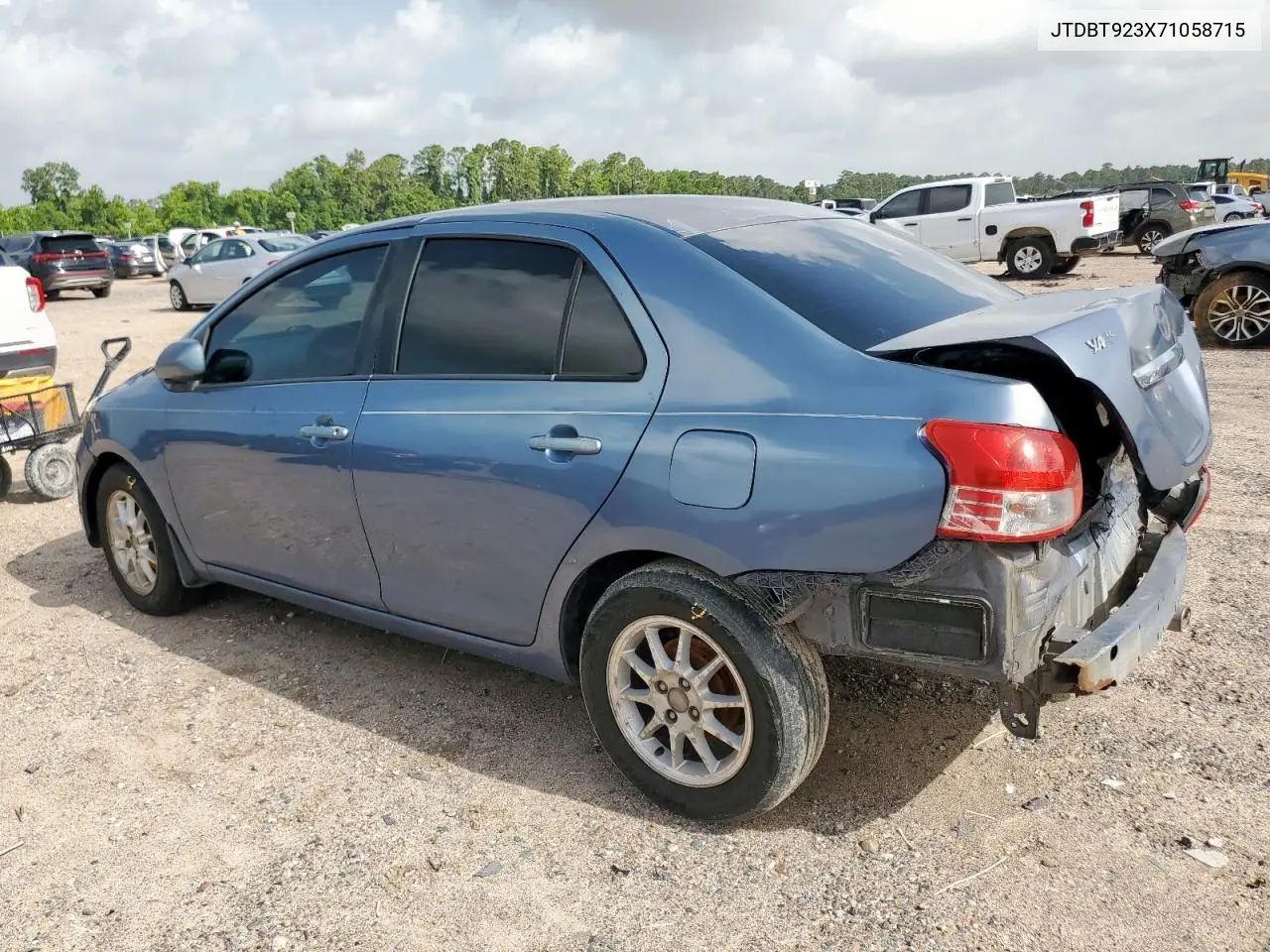 2007 Toyota Yaris VIN: JTDBT923X71058715 Lot: 62900135