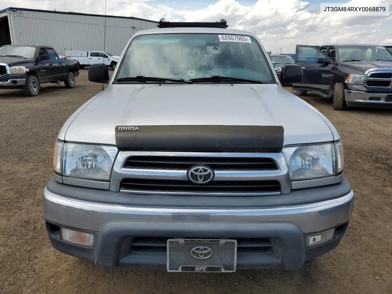 2000 Toyota 4Runner VIN: JT3GM84RXY0068879 Lot: 62867965