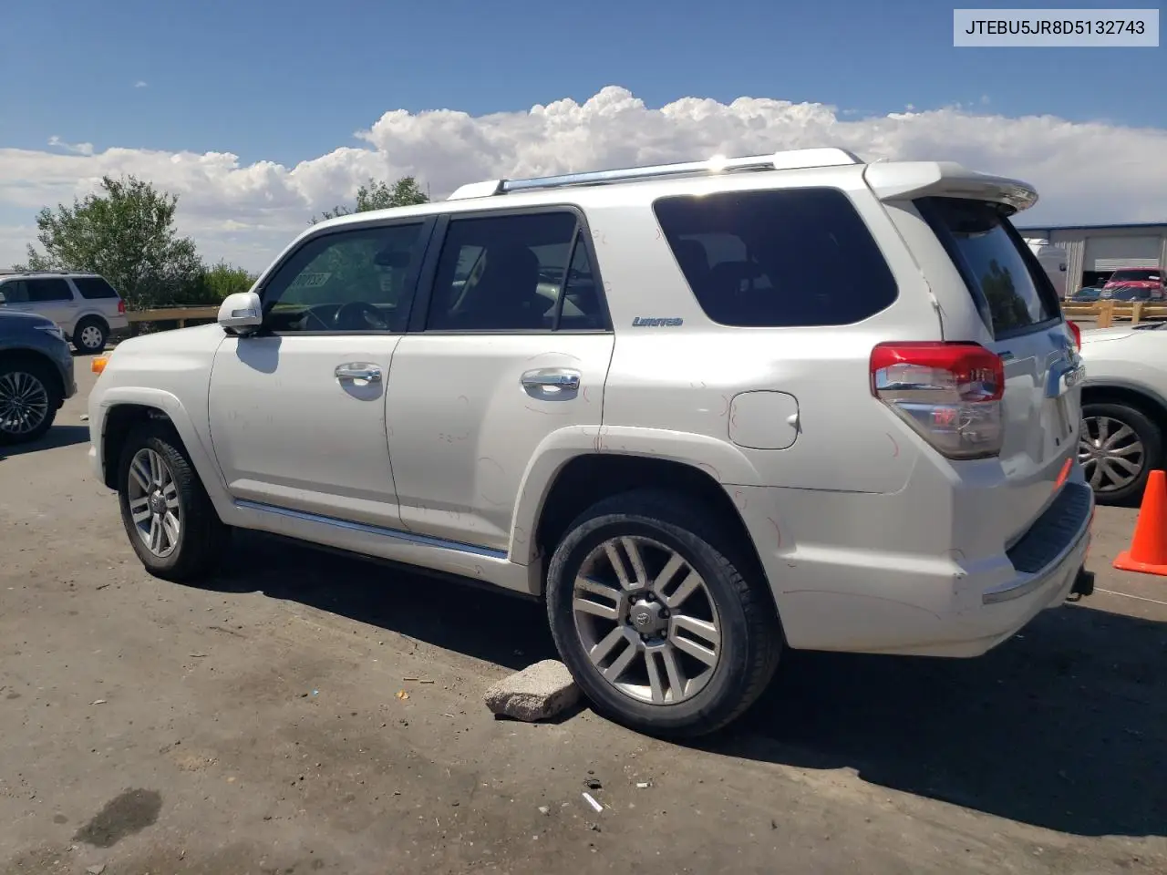 2013 Toyota 4Runner Sr5 VIN: JTEBU5JR8D5132743 Lot: 62700095