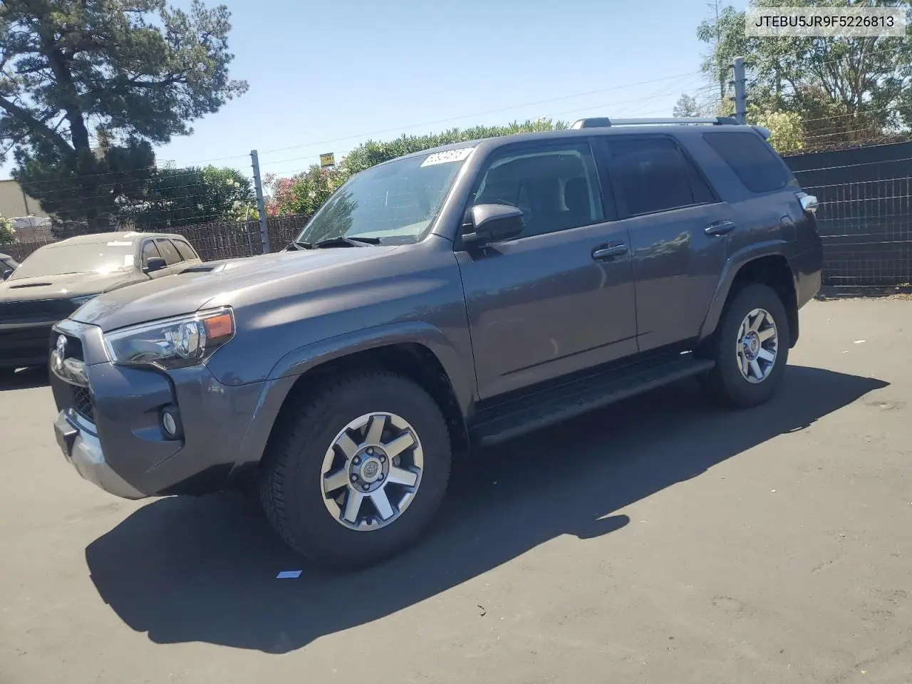 2015 Toyota 4Runner Sr5/Sr5 Premium VIN: JTEBU5JR9F5226813 Lot: 62924615