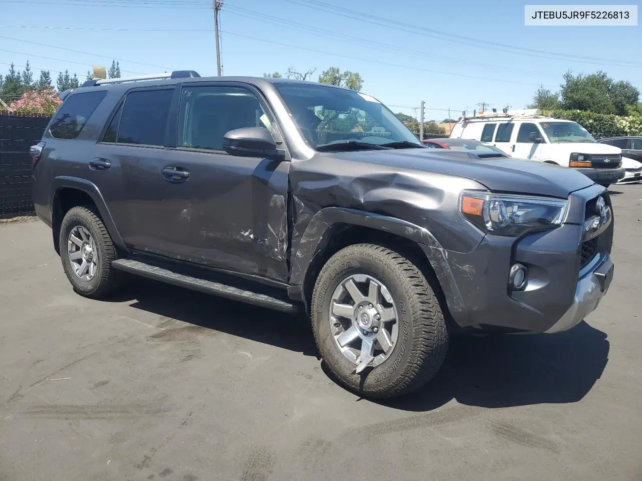 2015 Toyota 4Runner Sr5/Sr5 Premium VIN: JTEBU5JR9F5226813 Lot: 62924615