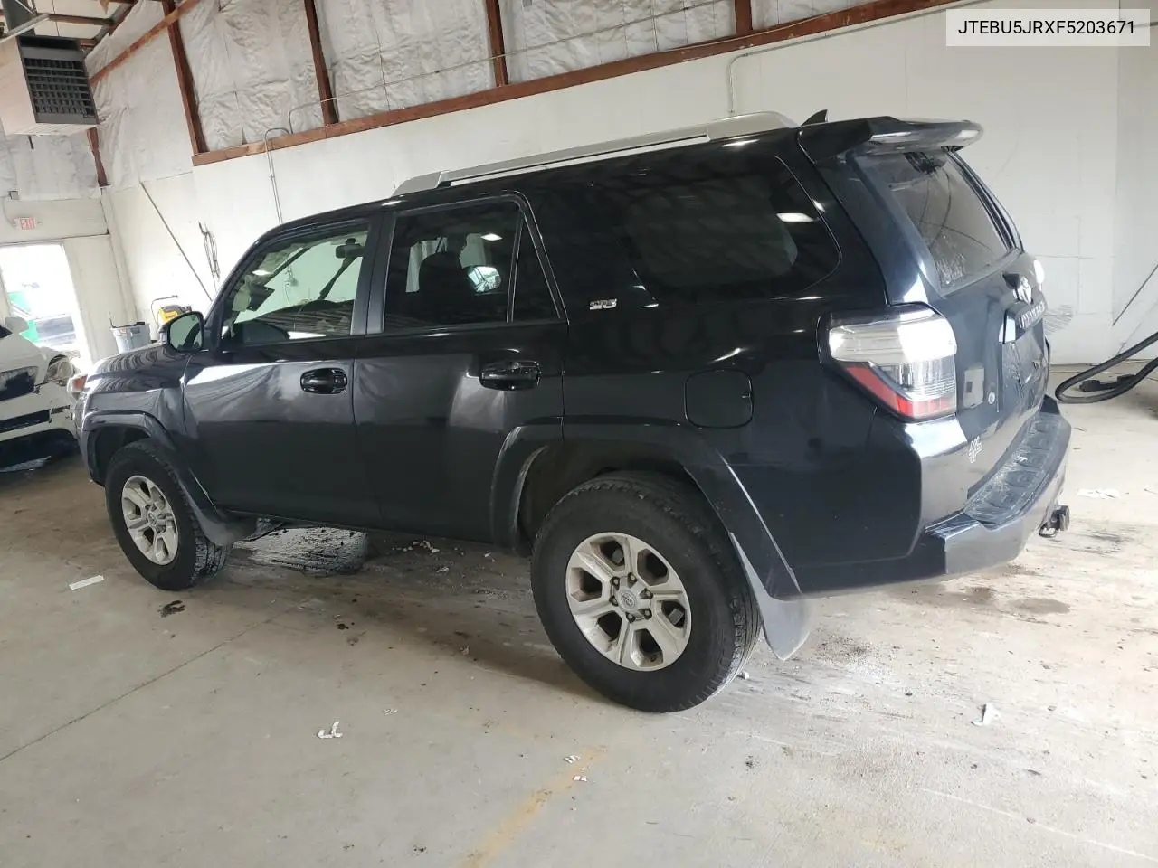 2015 Toyota 4Runner Sr5/Sr5 Premium VIN: JTEBU5JRXF5203671 Lot: 65016405