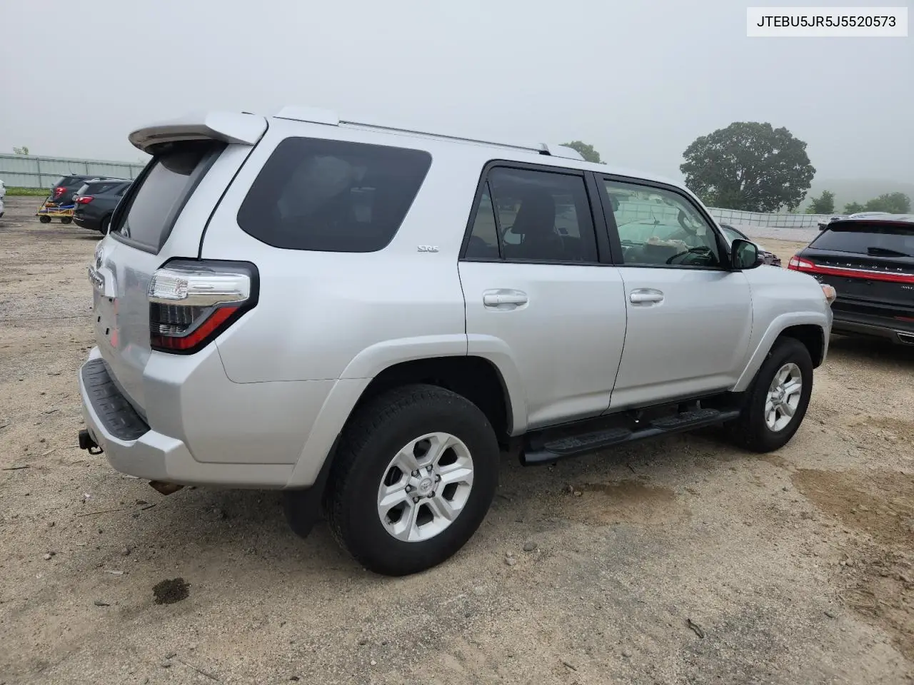 2018 Toyota 4Runner Sr5/Sr5 Premium VIN: JTEBU5JR5J5520573 Lot: 62308305