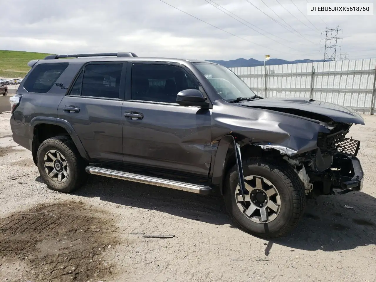 2019 Toyota 4Runner Sr5/Sr5 Premium VIN: JTEBU5JRXK5618760 Lot: 56077165