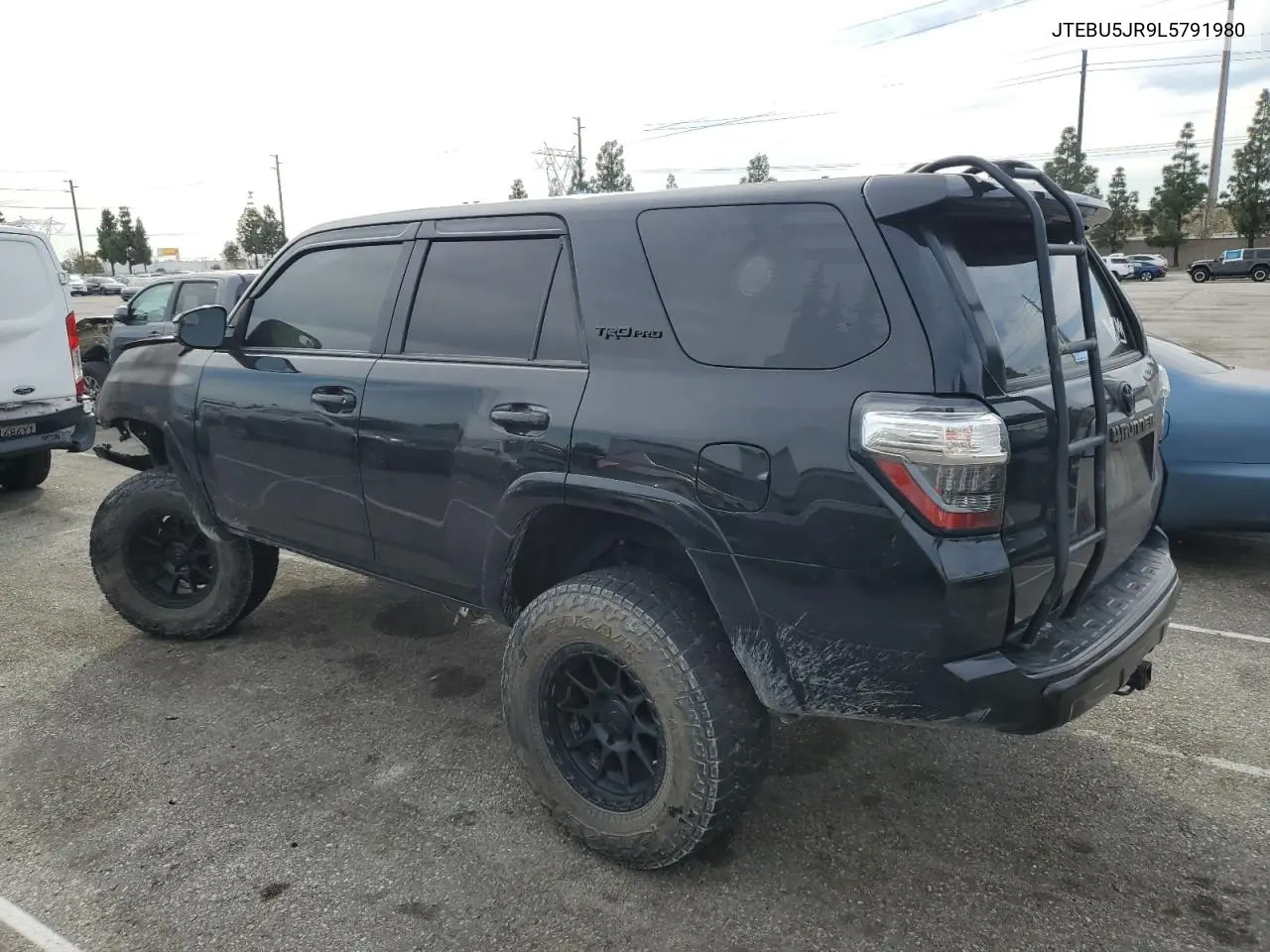 2020 Toyota 4Runner Sr5/Sr5 Premium VIN: JTEBU5JR9L5791980 Lot: 45609055