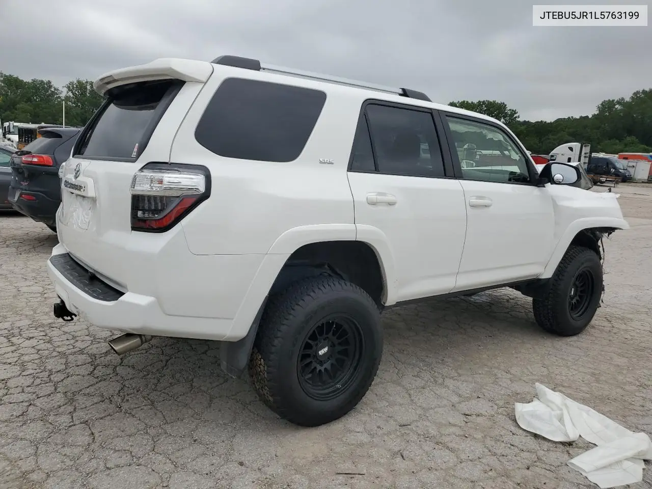 2020 Toyota 4Runner Sr5/Sr5 Premium VIN: JTEBU5JR1L5763199 Lot: 65440185