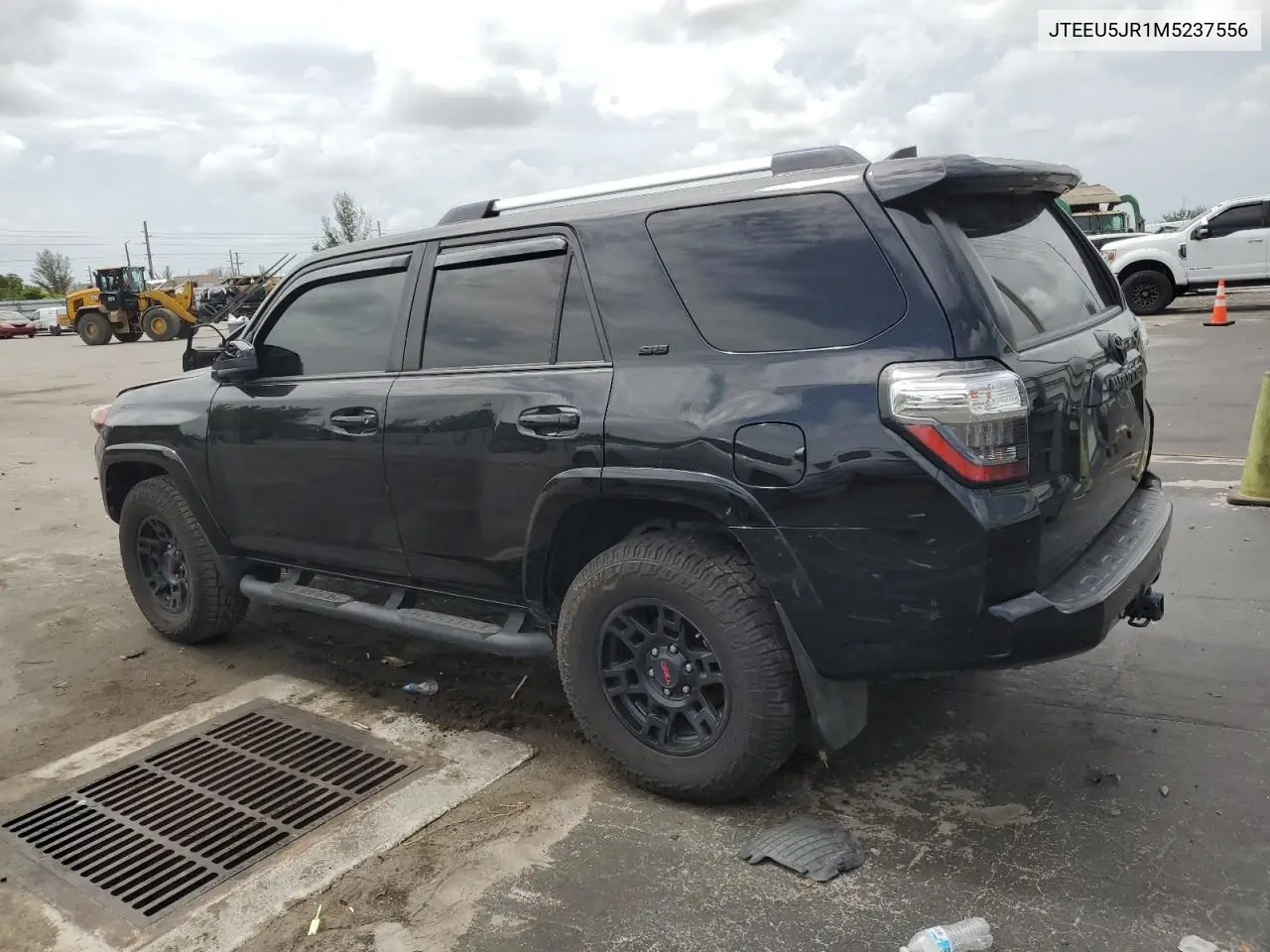 2021 Toyota 4Runner Sr5 VIN: JTEEU5JR1M5237556 Lot: 62534125