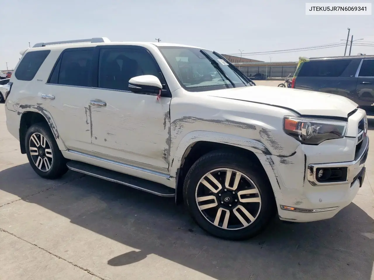 2022 Toyota 4Runner Limited VIN: JTEKU5JR7N6069341 Lot: 65225855