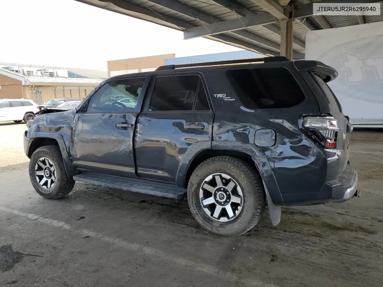 2024 Toyota 4Runner Sr5 Premium VIN: JTERU5JR2R6295940 Lot: 53210225