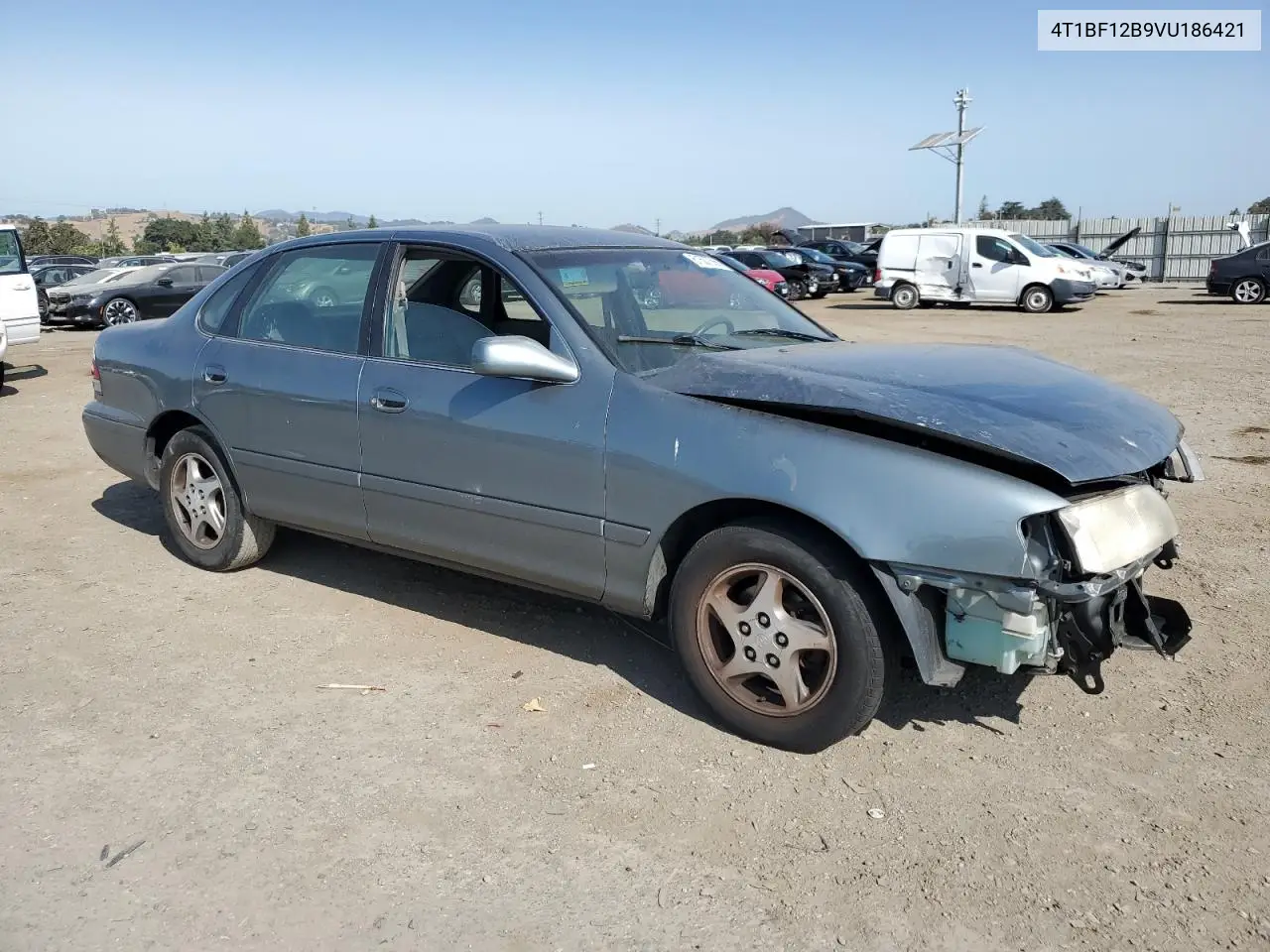 1997 Toyota Avalon Xl VIN: 4T1BF12B9VU186421 Lot: 61507565