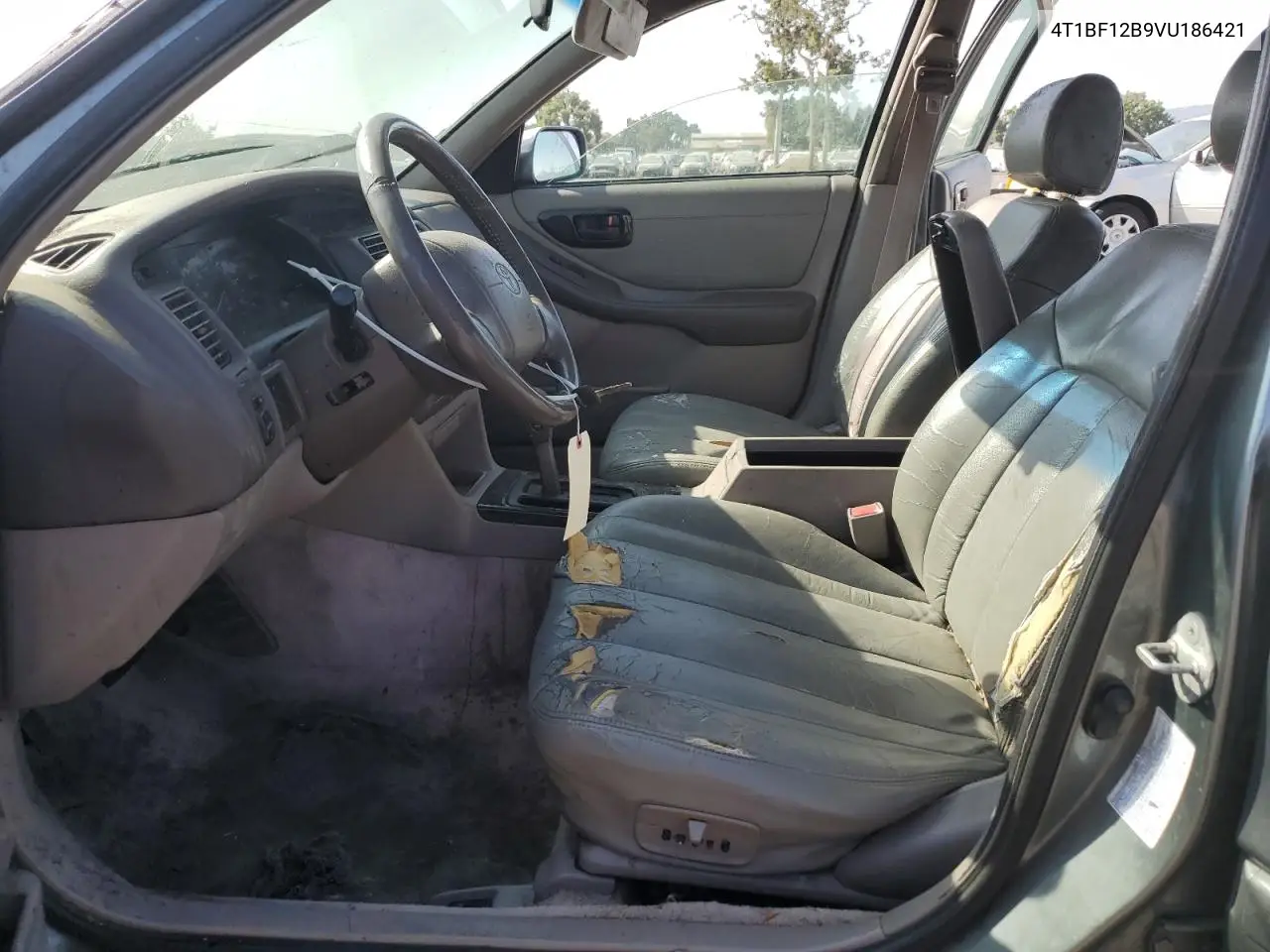 1997 Toyota Avalon Xl VIN: 4T1BF12B9VU186421 Lot: 61507565