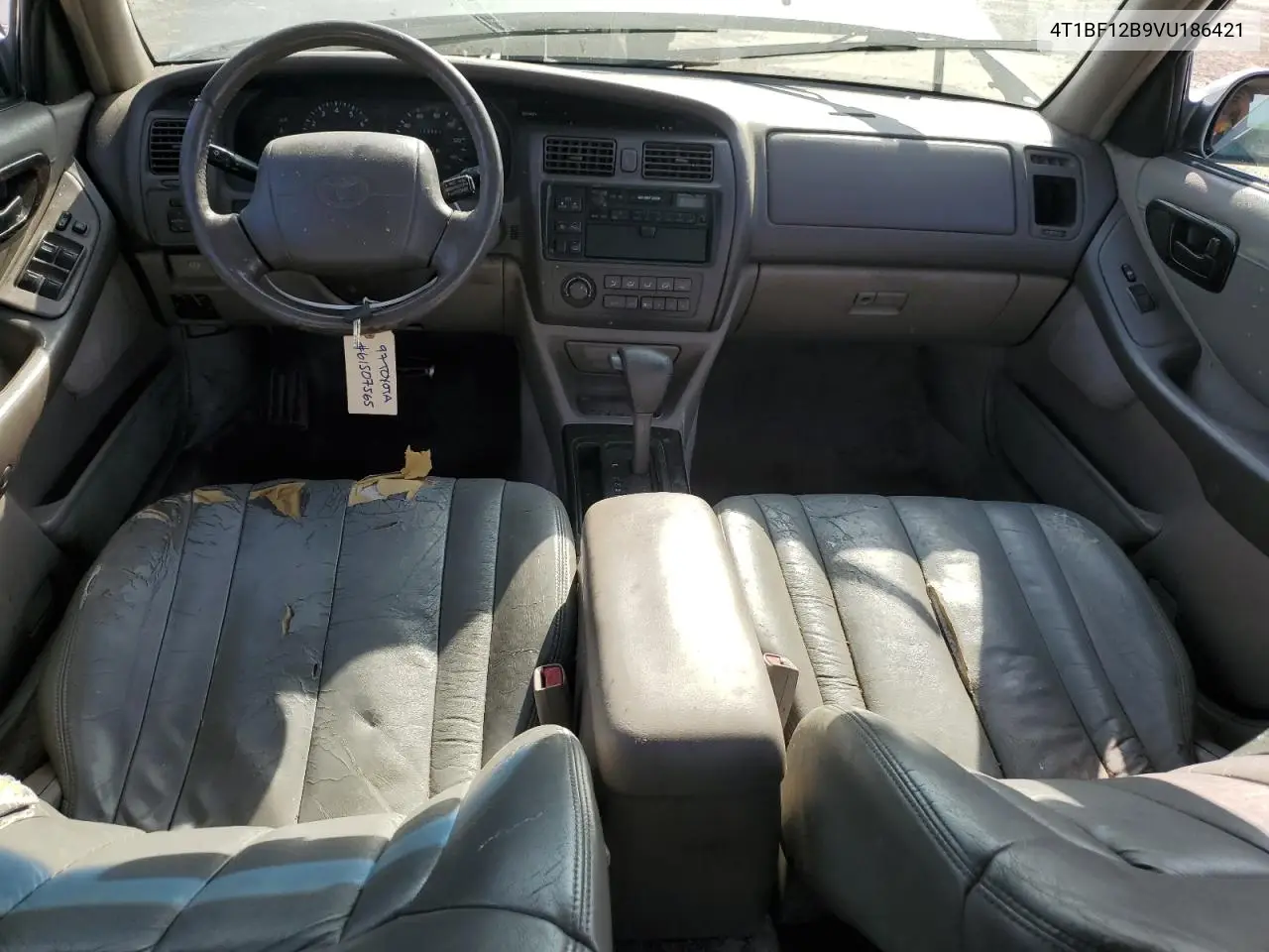 1997 Toyota Avalon Xl VIN: 4T1BF12B9VU186421 Lot: 61507565