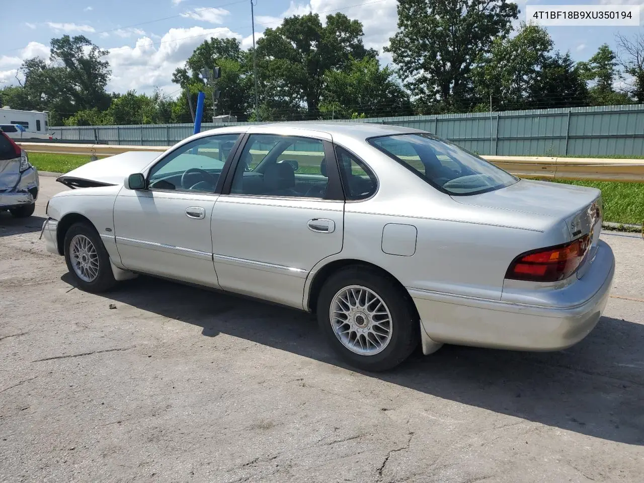 1999 Toyota Avalon Xl VIN: 4T1BF18B9XU350194 Lot: 61348505