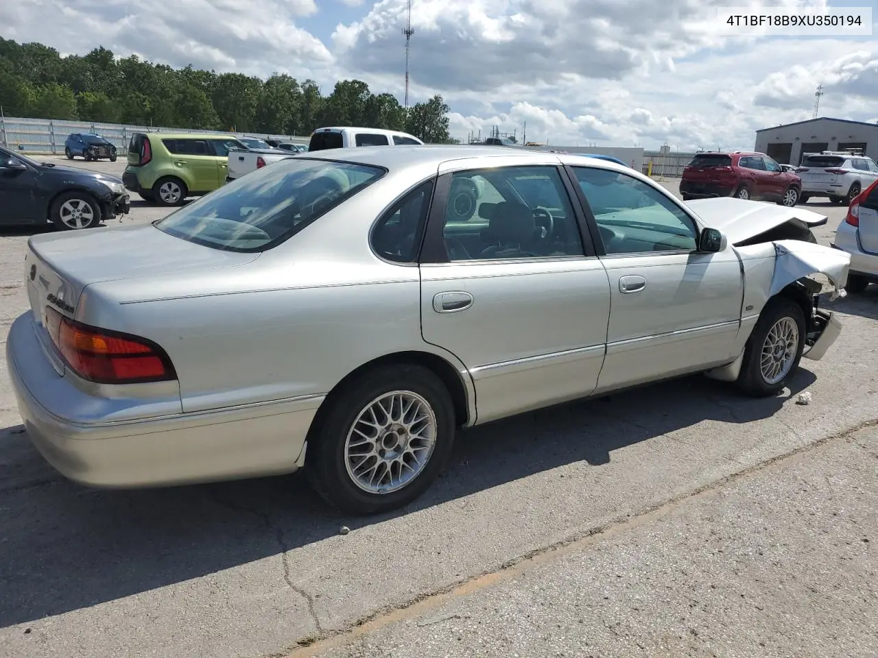 1999 Toyota Avalon Xl VIN: 4T1BF18B9XU350194 Lot: 61348505