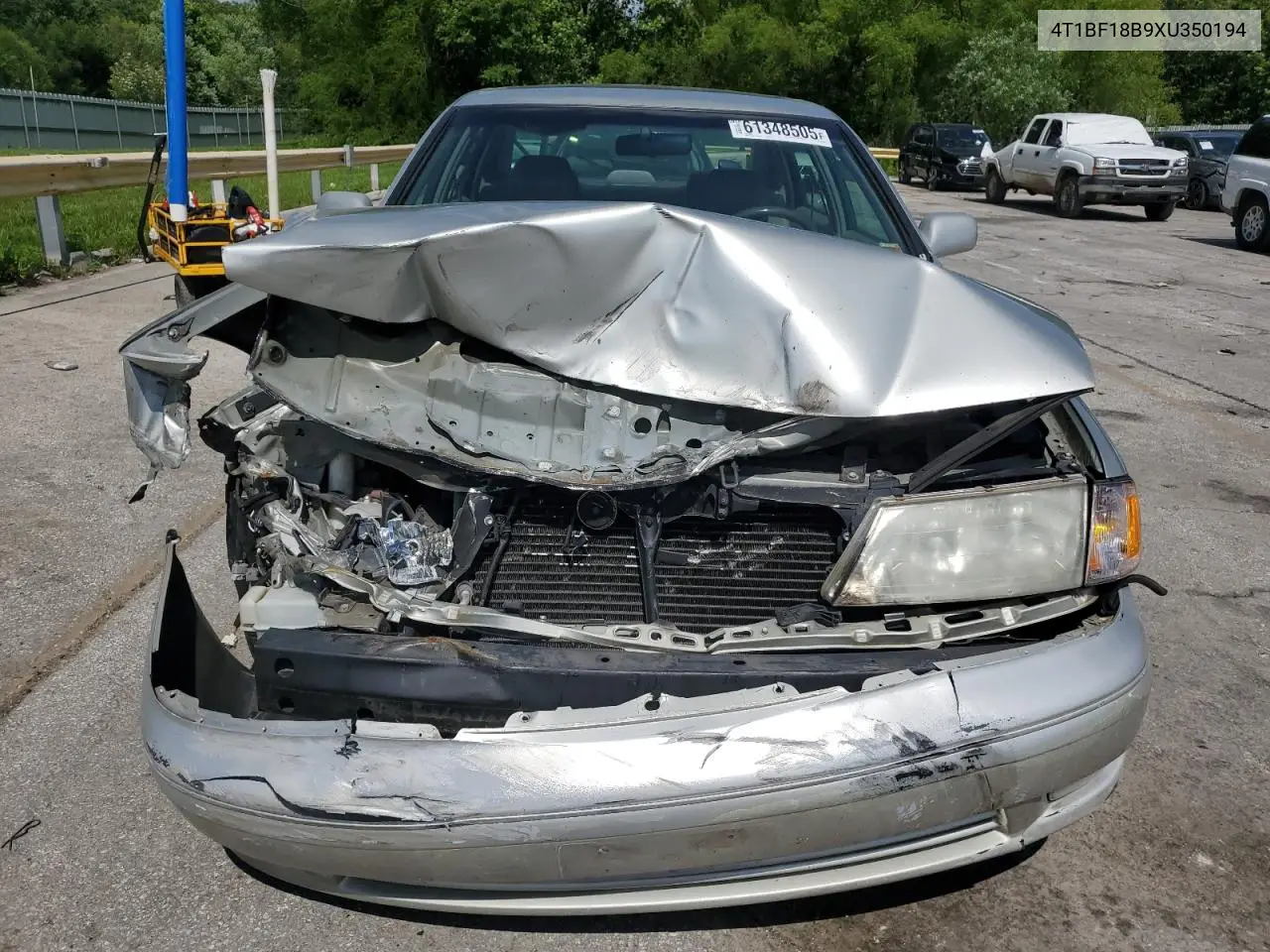 1999 Toyota Avalon Xl VIN: 4T1BF18B9XU350194 Lot: 61348505
