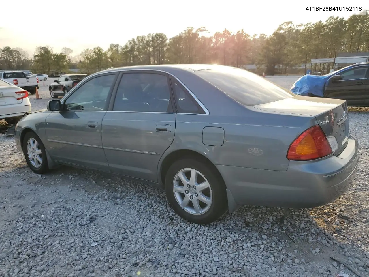 2001 Toyota Avalon Xl VIN: 4T1BF28B41U152118 Lot: 44259595