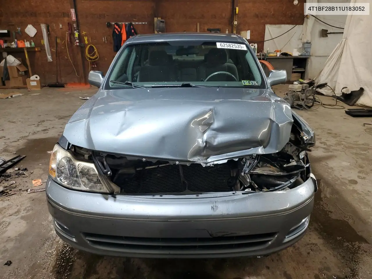 2001 Toyota Avalon Xl VIN: 4T1BF28B11U183052 Lot: 62582535