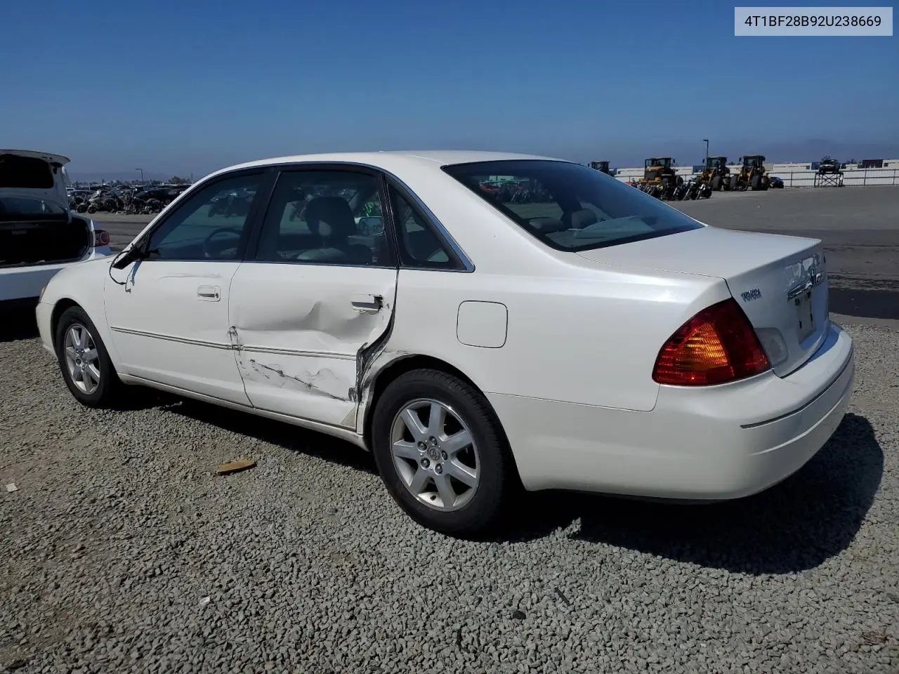 2002 Toyota Avalon Xl VIN: 4T1BF28B92U238669 Lot: 56255395