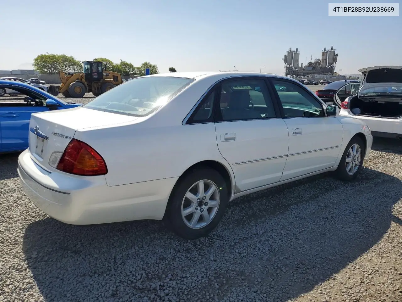 2002 Toyota Avalon Xl VIN: 4T1BF28B92U238669 Lot: 56255395
