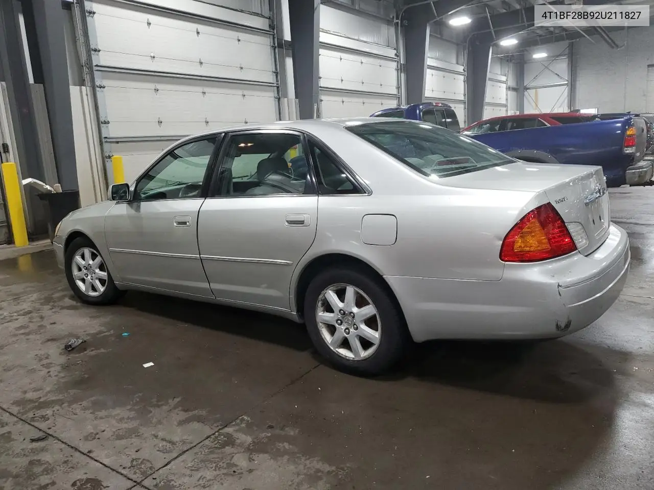 2002 Toyota Avalon Xl VIN: 4T1BF28B92U211827 Lot: 62215455