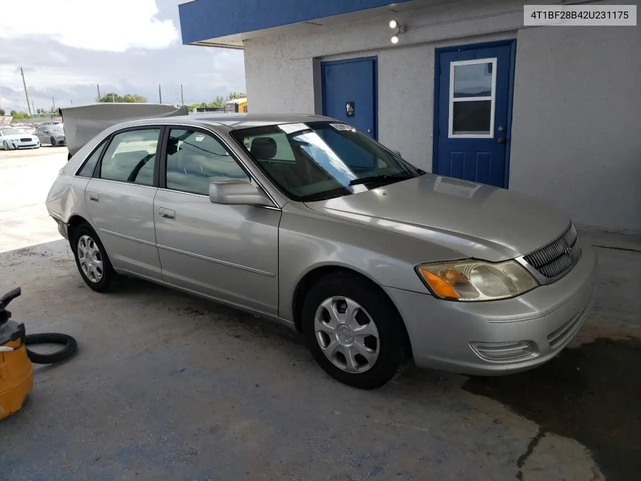 2002 Toyota Avalon Xl VIN: 4T1BF28B42U231175 Lot: 62806325
