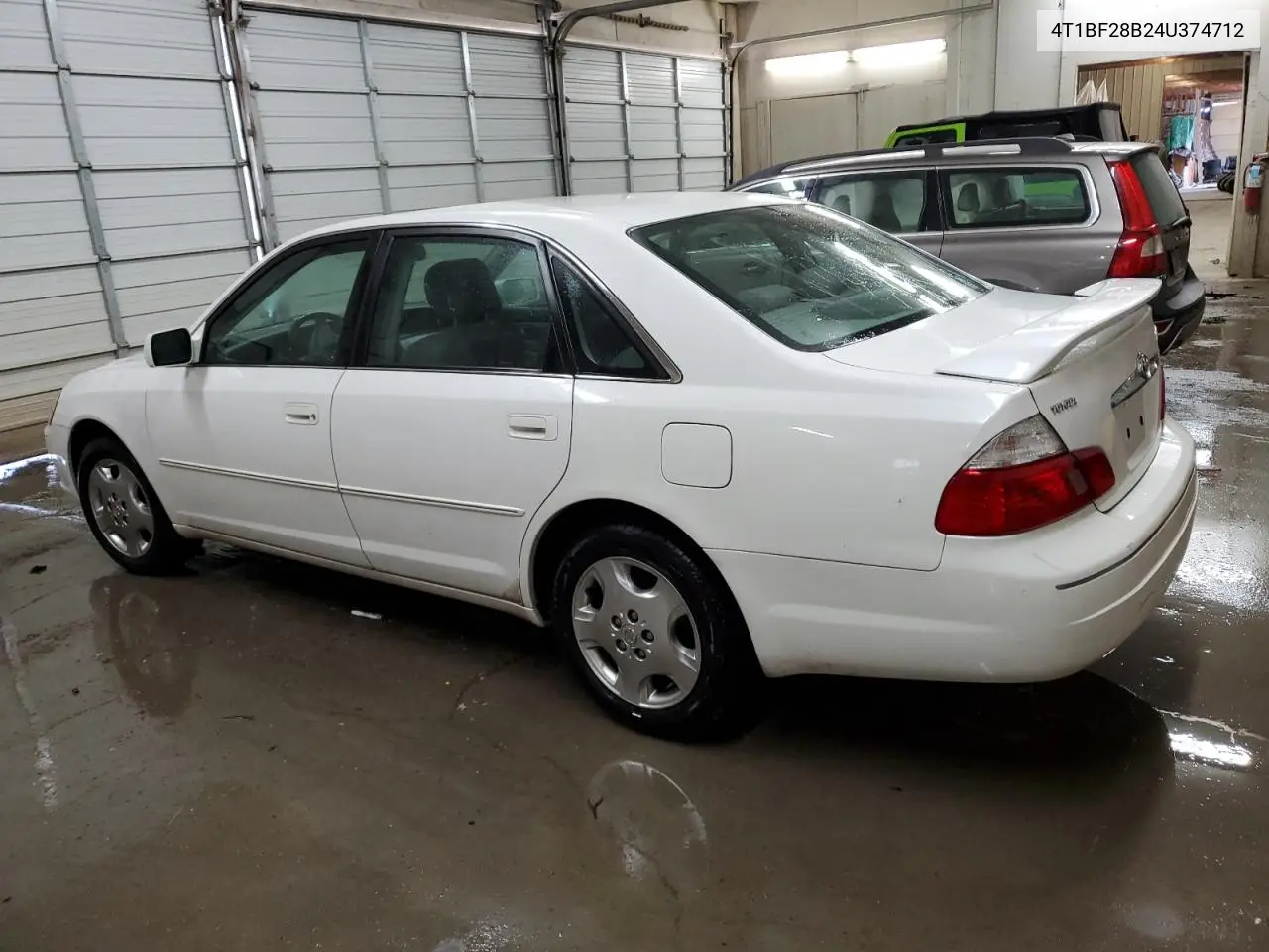 2004 Toyota Avalon Xl VIN: 4T1BF28B24U374712 Lot: 55963595