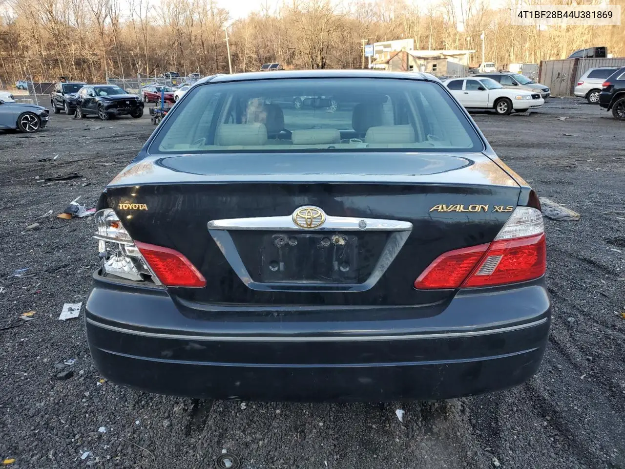 2004 Toyota Avalon Xl VIN: 4T1BF28B44U381869 Lot: 87070784