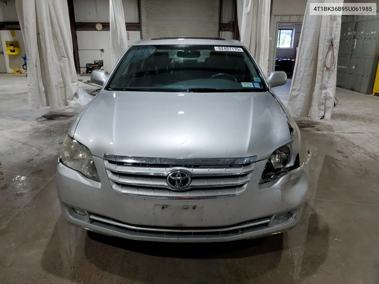 2005 Toyota Avalon Xl VIN: 4T1BK36B95U061985 Lot: 62497115