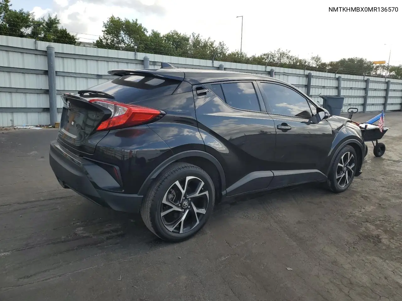 2021 Toyota C-Hr Xle VIN: NMTKHMBX0MR136570 Lot: 54194115