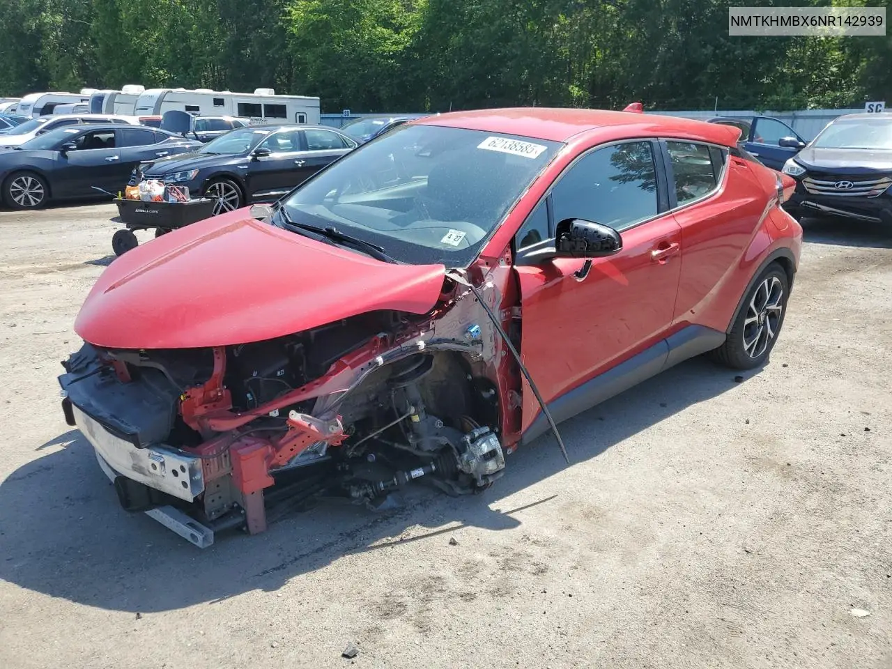 2022 Toyota C-Hr Xle VIN: NMTKHMBX6NR142939 Lot: 62138585