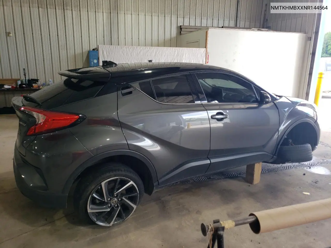 2022 Toyota C-Hr Xle VIN: NMTKHMBXXNR144564 Lot: 64500795