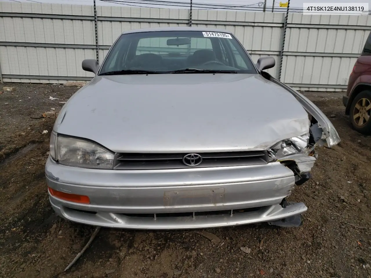 1992 Toyota Camry Le VIN: 4T1SK12E4NU138119 Lot: 51475195