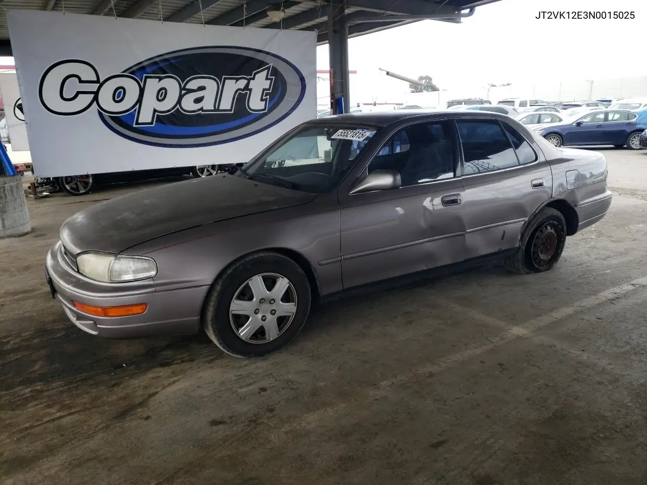 1992 Toyota Camry Le VIN: JT2VK12E3N0015025 Lot: 55521815