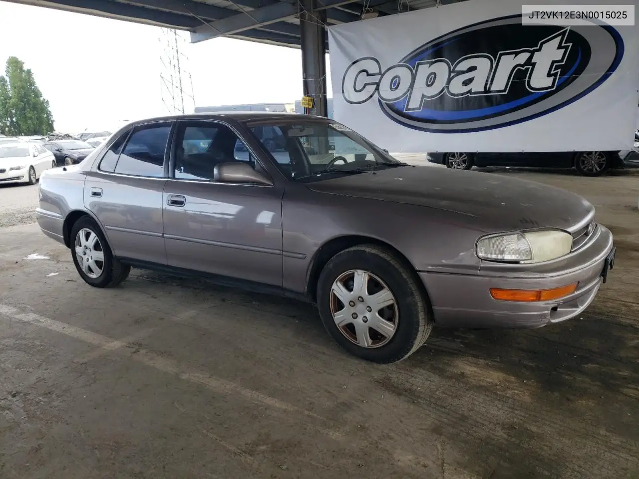 1992 Toyota Camry Le VIN: JT2VK12E3N0015025 Lot: 55521815