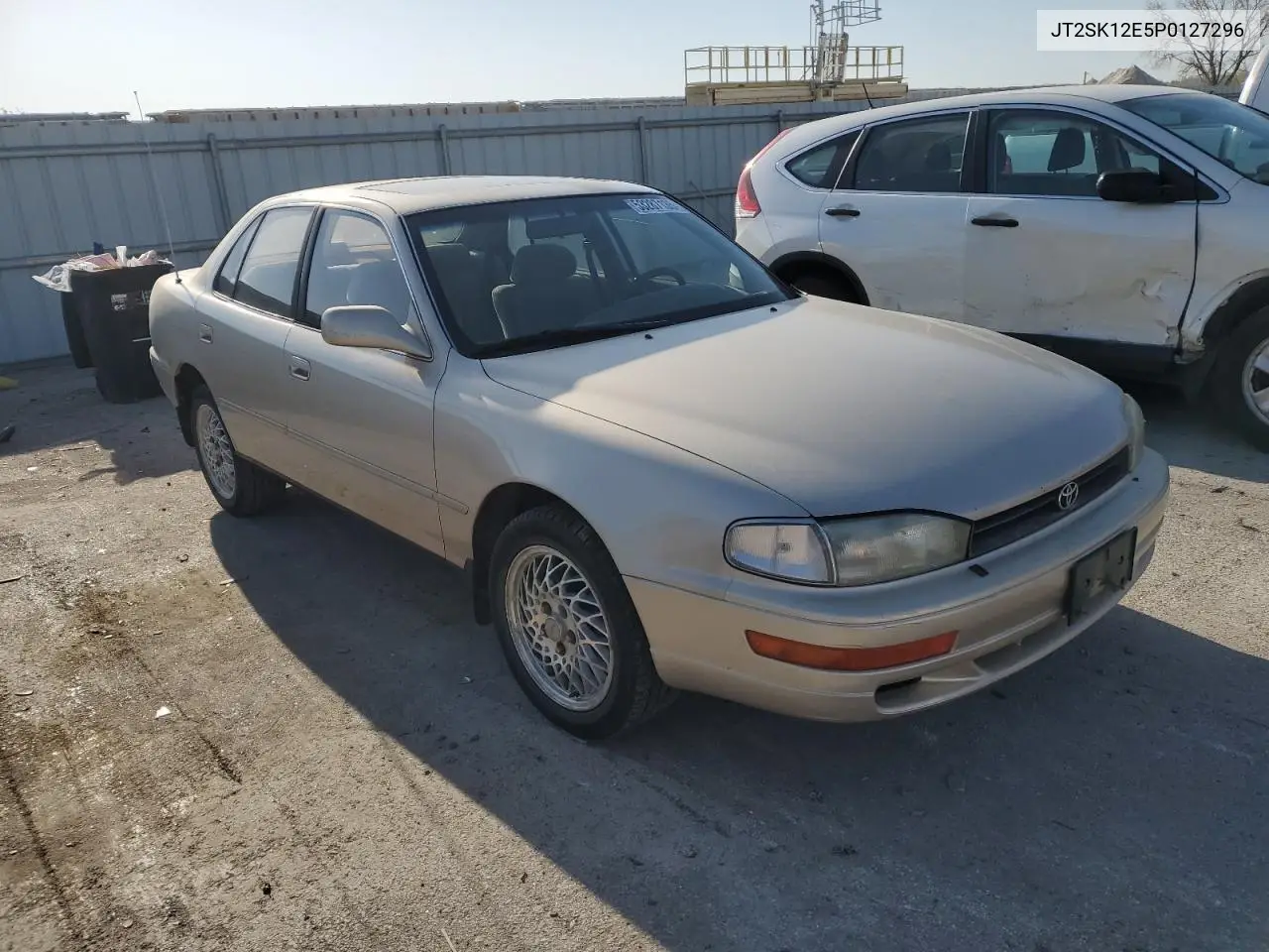1993 Toyota Camry Le VIN: JT2SK12E5P0127296 Lot: 53287135