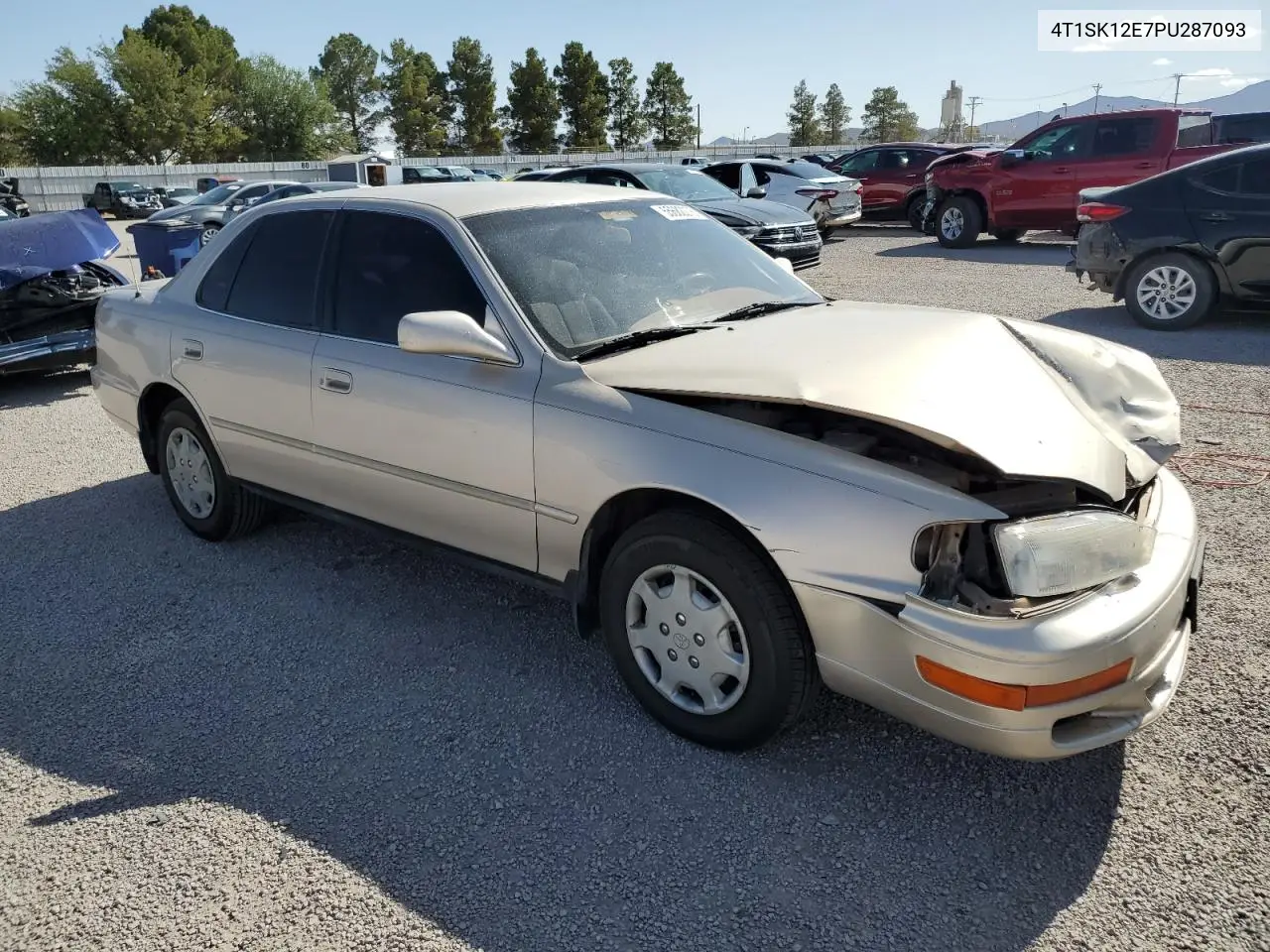 1993 Toyota Camry Le VIN: 4T1SK12E7PU287093 Lot: 55682275