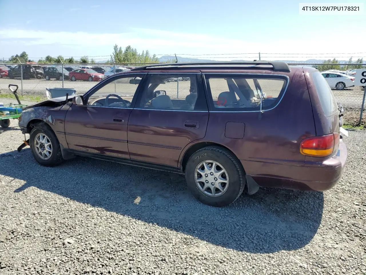 1993 Toyota Camry Le VIN: 4T1SK12W7PU178321 Lot: 58092085