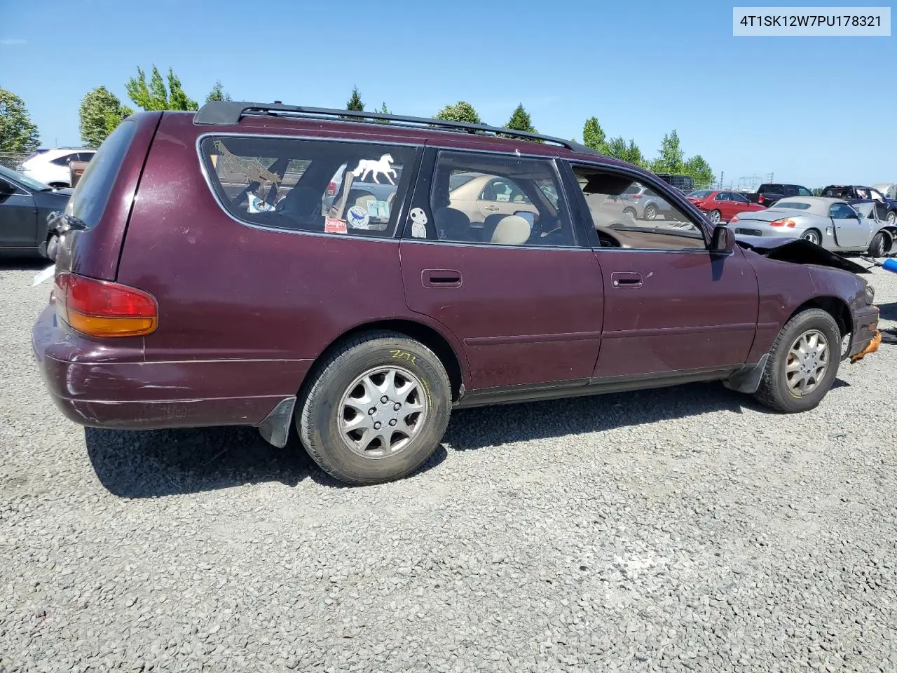 1993 Toyota Camry Le VIN: 4T1SK12W7PU178321 Lot: 58092085