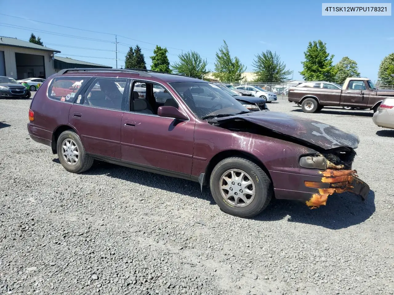 1993 Toyota Camry Le VIN: 4T1SK12W7PU178321 Lot: 58092085