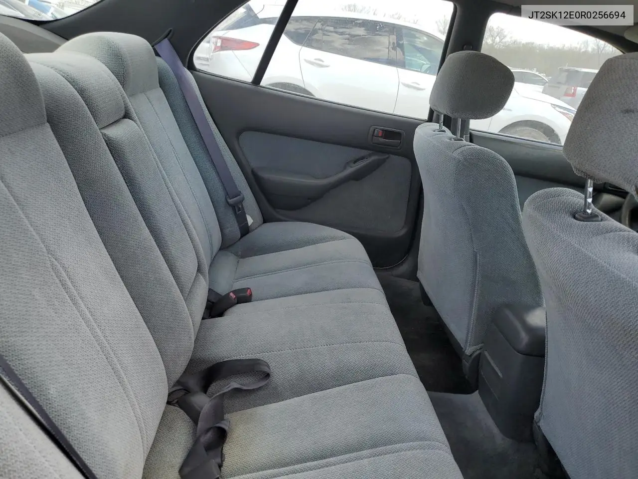1994 Toyota Camry Le VIN: JT2SK12E0R0256694 Lot: 52819245