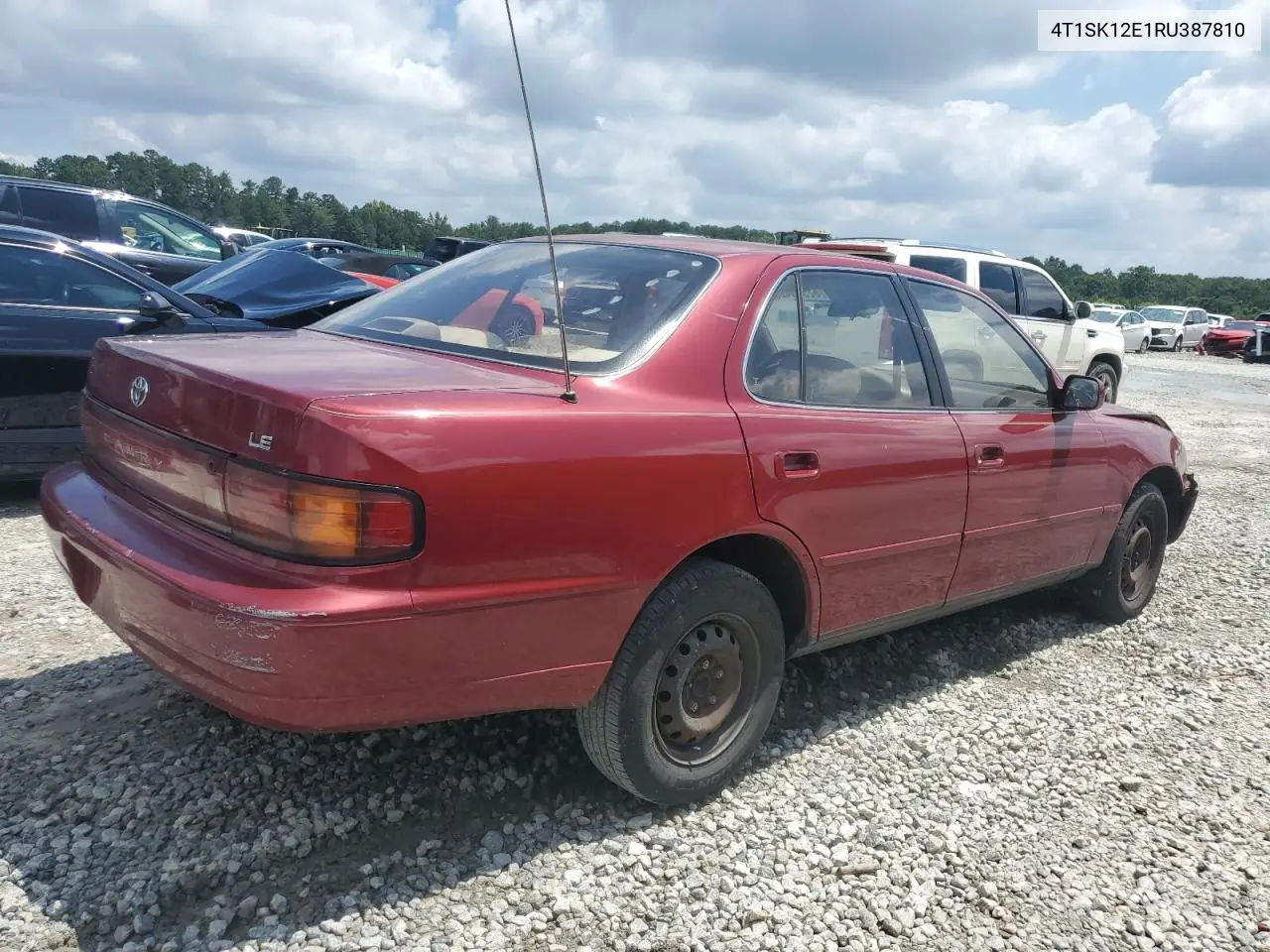 1994 Toyota Camry Le VIN: 4T1SK12E1RU387810 Lot: 62568425